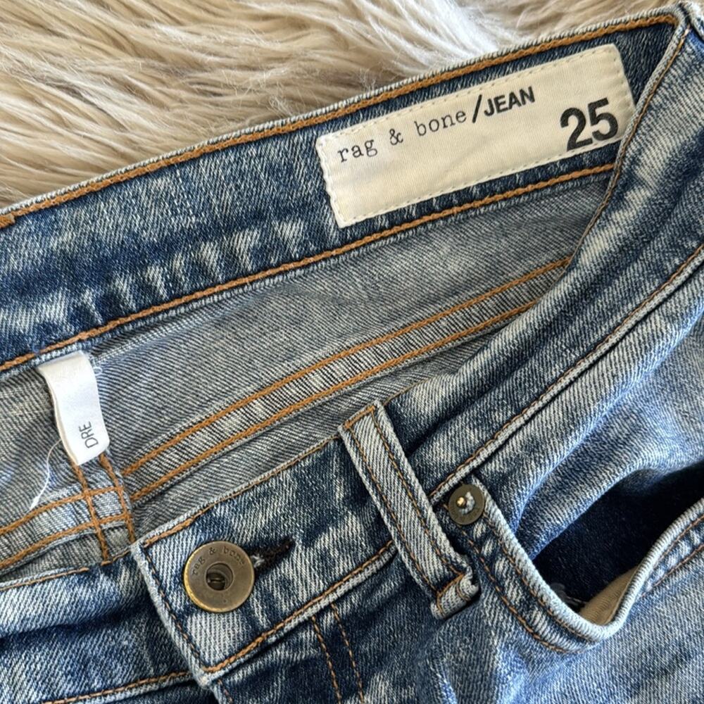 Rag & Bone Dre Boyfriend Jeans Acid Blue Wash Low Rise Size 25 Minimalist - Picture 6 of 7